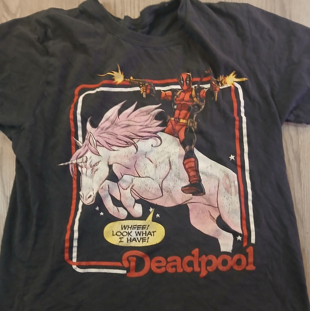 Marvel Black Graphic T-Shirt Deadpool Unicorn Shirt Medium